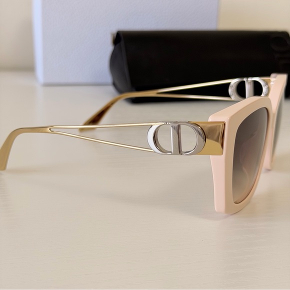 New! Dior Blush Sunglasses, 30Montaigne S13F 43A2, Authentic - Picture 11 of 11